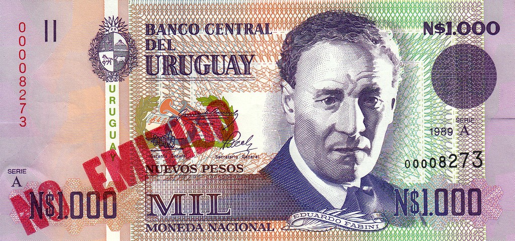 Уругвай Банкнота 1000  ново песо 1989 UNC P67A