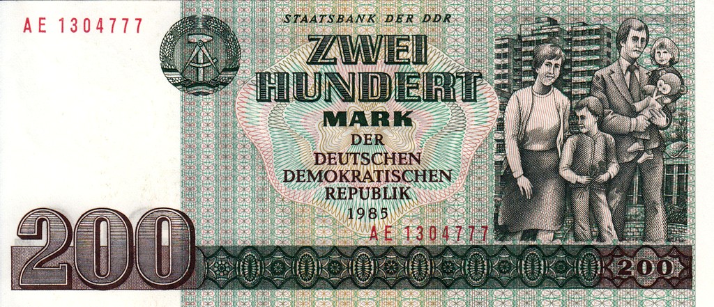 Германия (ГДР) Банкнота 200 марок 1985 UNC P32